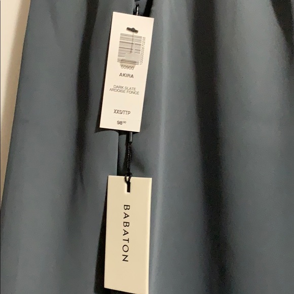 Babaton Akita blouse - Picture 2 of 5